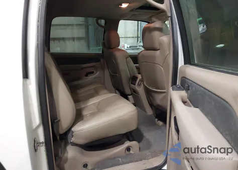 2004 Chevrolet Avalanche 1500 из США, поврежденный, VIN 3GNEK12T24G210296